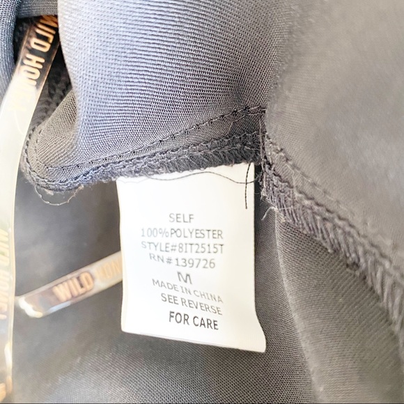 Wild Honey v-neck tanks top black - Picture 6 of 6